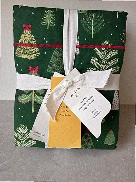 NEW WITH TAGS West Elm Pretty Pines Sheet Set Queen Evergreen 4 Pcs