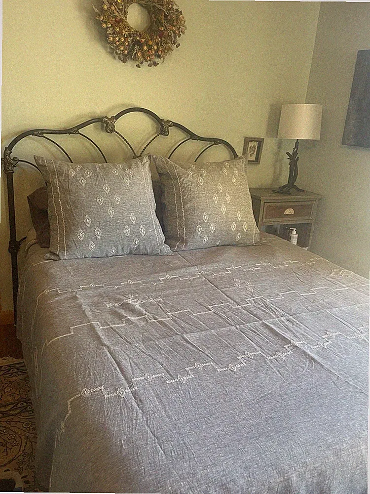 Queen Size 100% Linen, West Elm, Three-Piece Duvet Set