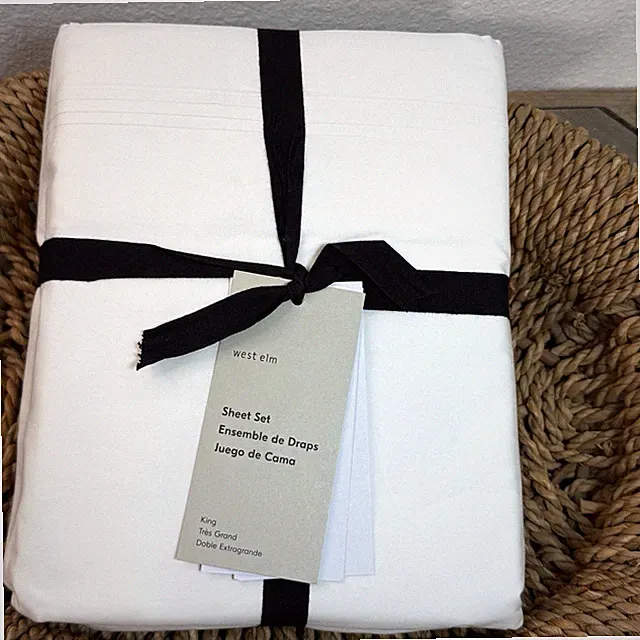 WEST ELM 400 THREAD COUNT ORGANIC PERCALE PLEATED EDGE SHEET SET, KING ~ IVORY