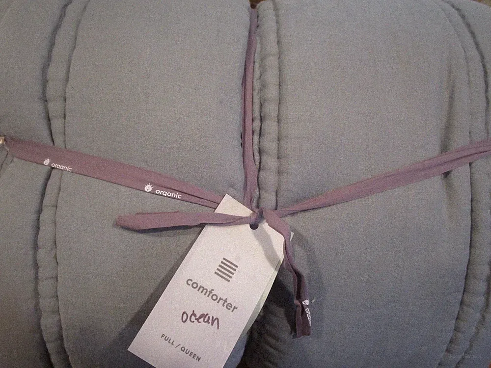 West Elm European Linen comforter full queen Ocean New w tag