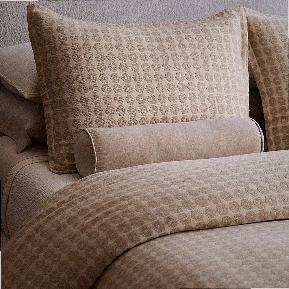 West Elm Honey Comb duvet Cover + shams Full/Queen