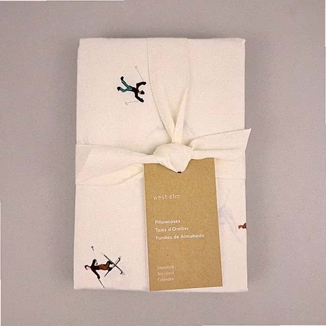 West Elm Skiers Pillowcases Set Of 2 Standard Percale Cream Cotton Winter New