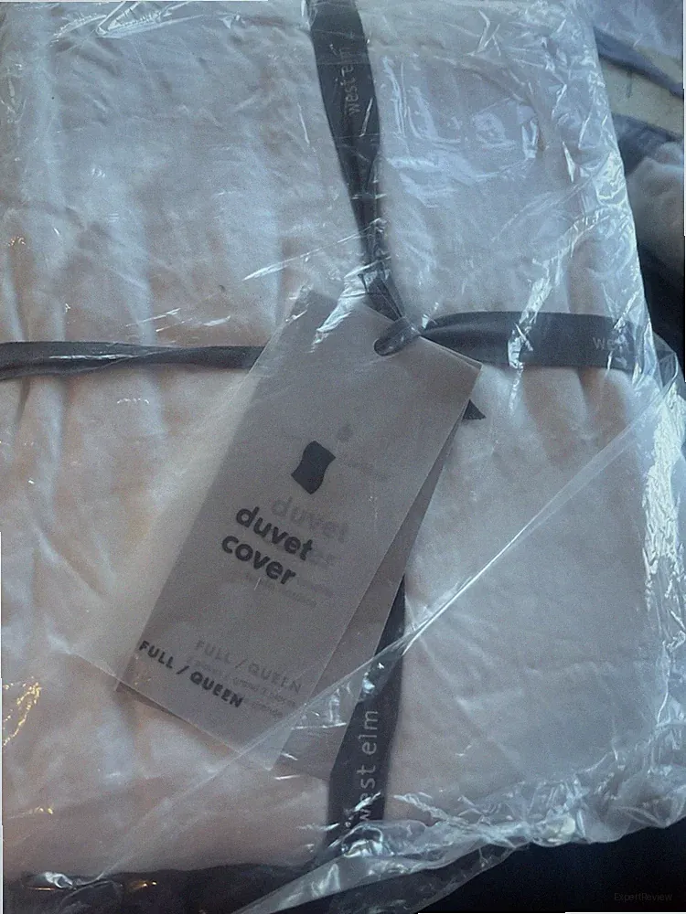 West Elm tencel full queen duvet white New refolded